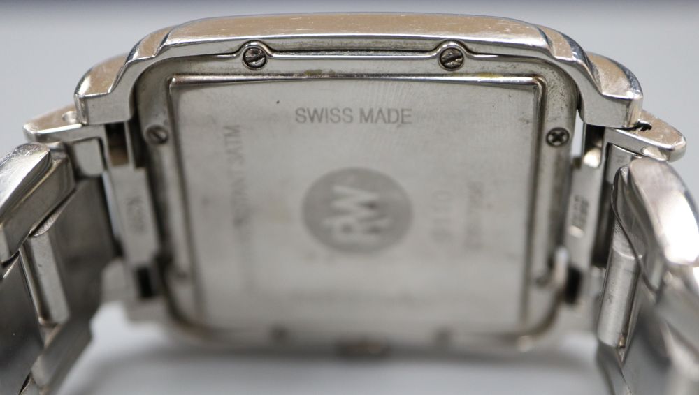 A gentlemans modern stainless steel Raymond Weil Saxo quartz wrist watch, no box or paperwork.
